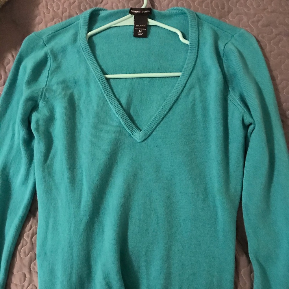 New York and company sweater